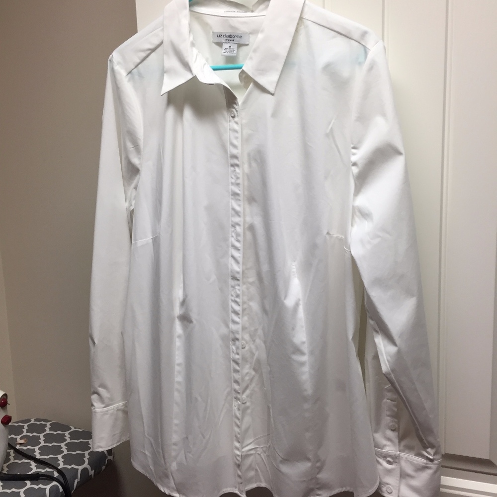 Liz Claiborne Woman Career Essentials White Button